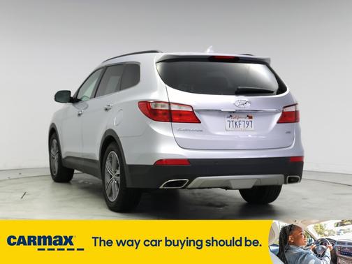 2016 Hyundai SANTA FE SE