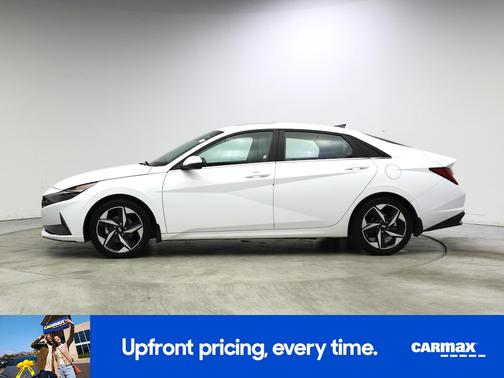 White 2023 Hyundai ELANTRA HEV Limited