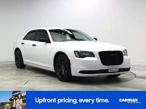 White 2022 Chrysler 300 Touring