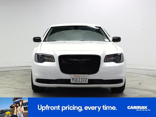 White 2022 Chrysler 300 Touring