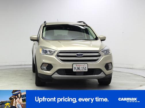 Gold 2018 Ford Escape SE