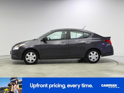 2015 Nissan Versa SV