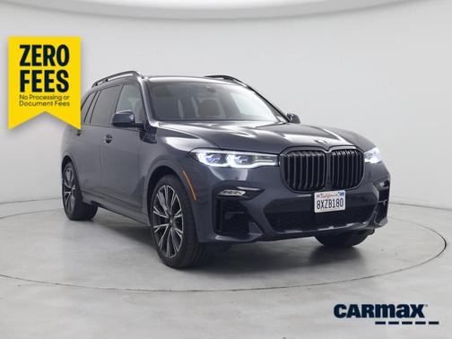Gray 2022 BMW X7 M50i