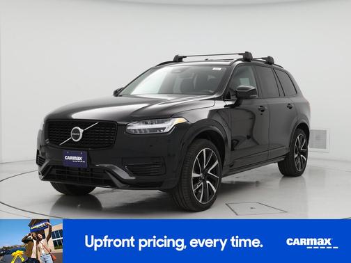 2023 Volvo XC90 Recharge Plug-In Hybrid T8 Plus Dark Theme