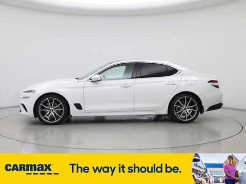 2022 Genesis G70 2.0T
