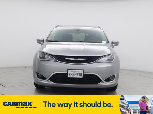 2018 Chrysler Pacifica Touring