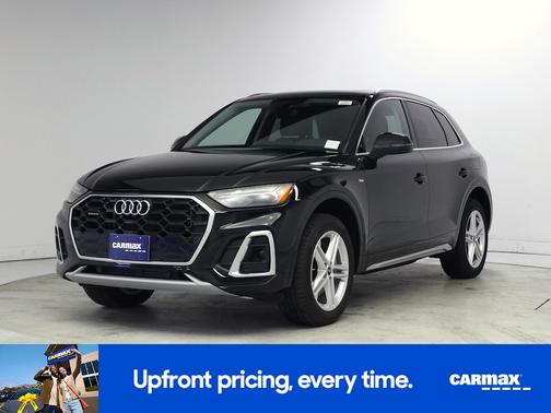 Black 2024 Audi Q5 S-Line Premium