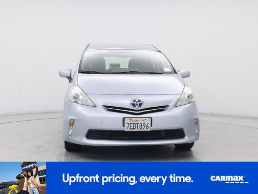 2014 Toyota Prius v Two