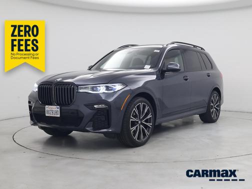 Gray 2022 BMW X7 M50i
