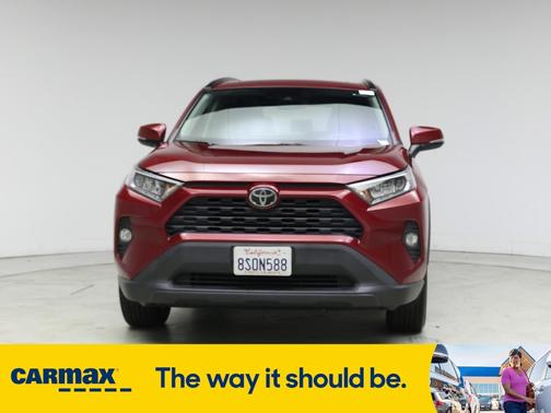 2020 Toyota RAV4 XLE
