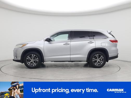 Silver 2018 Toyota Highlander LE