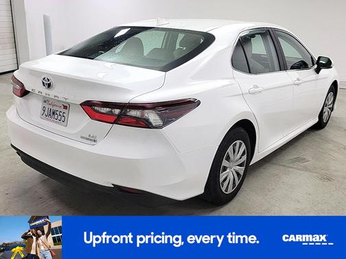 2024 Toyota Camry Hybrid LE