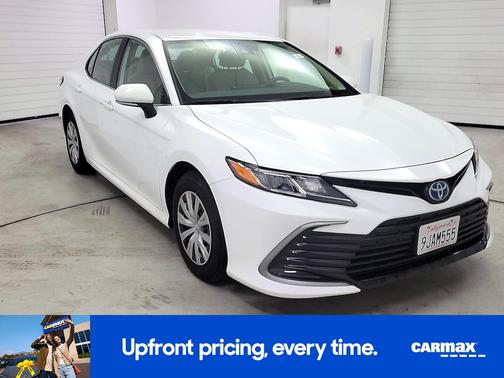 2024 Toyota Camry Hybrid LE