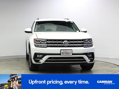 White 2018 Volkswagen Atlas SE w/Tech