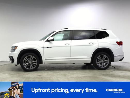 White 2018 Volkswagen Atlas SE w/Tech