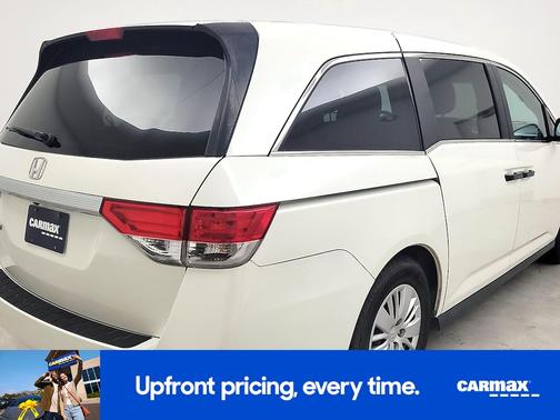 White 2016 Honda Odyssey LX