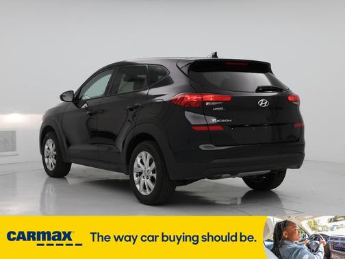 2021 Hyundai TUCSON SE