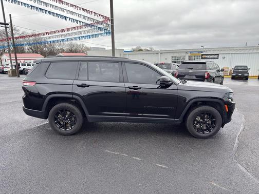 2024 Jeep Grand Cherokee L Laredo