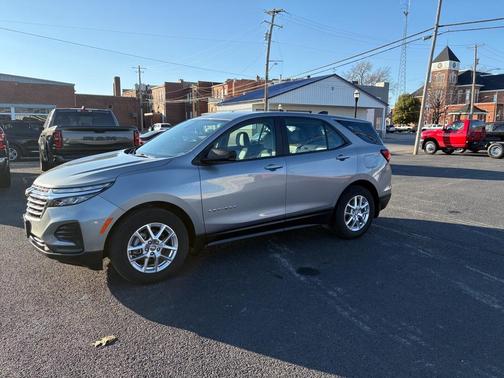 2023 Chevrolet Equinox LS