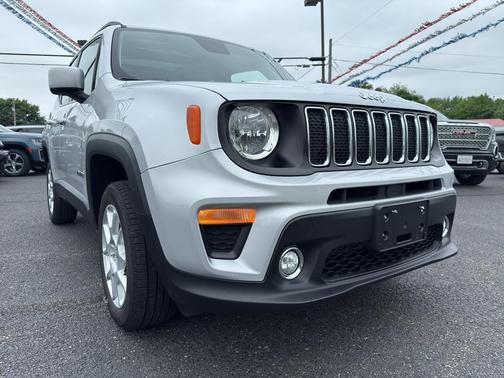 Glacier Metallic 2020 Jeep Renegade Latitude