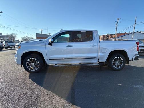 2022 Chevrolet Silverado 1500 High Country