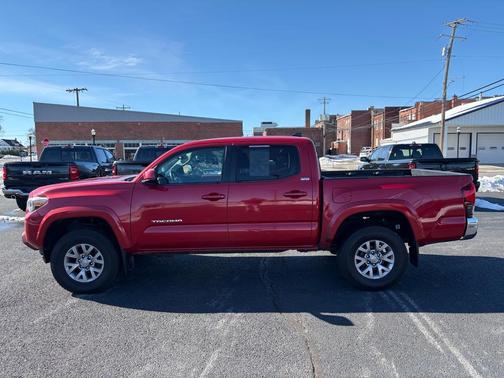 2018 Toyota Tacoma SR5