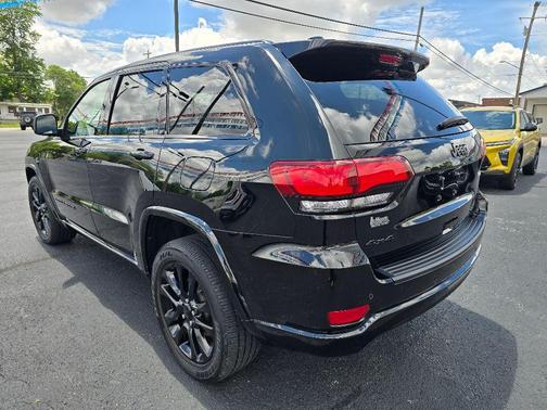 2021 Jeep Grand Cherokee Laredo X