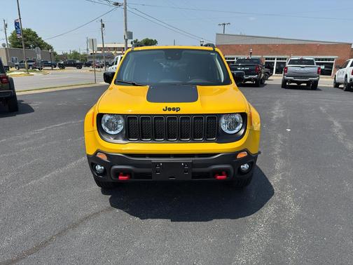 2023 Jeep Renegade Trailhawk