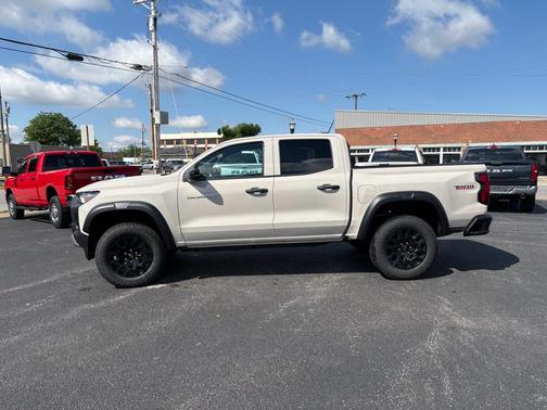 White Sand 2026 Chevrolet Colorado Trail Boss