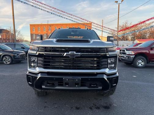2026 Chevrolet Silverado 2500 Custom