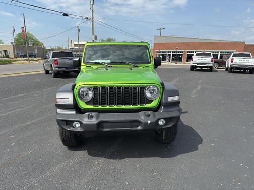 2025 Jeep Wrangler Sport