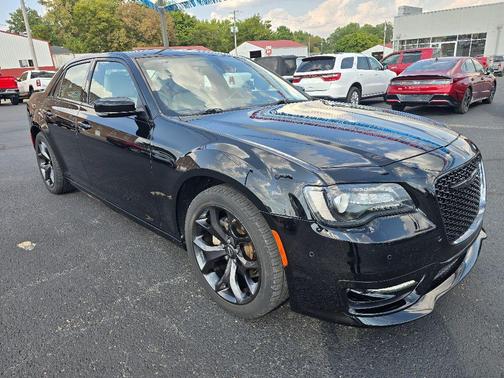 2021 Chrysler 300 Touring L