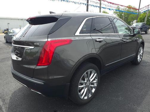 2019 Cadillac XT5 Platinum