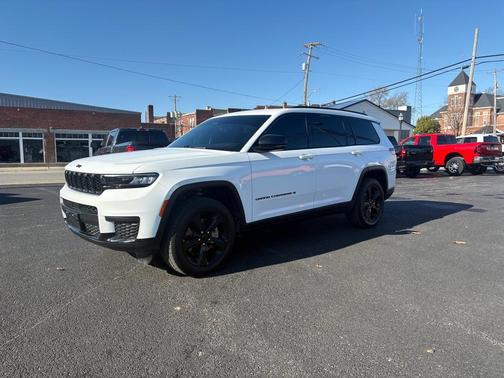 2022 Jeep Grand Cherokee L Laredo