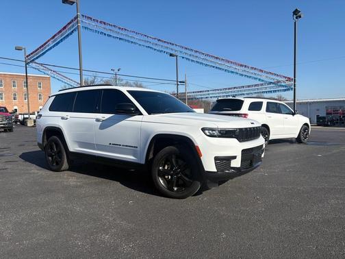 2022 Jeep Grand Cherokee L Laredo