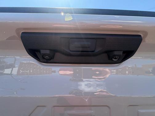 White Sand 2026 Chevrolet Silverado 1500 RST