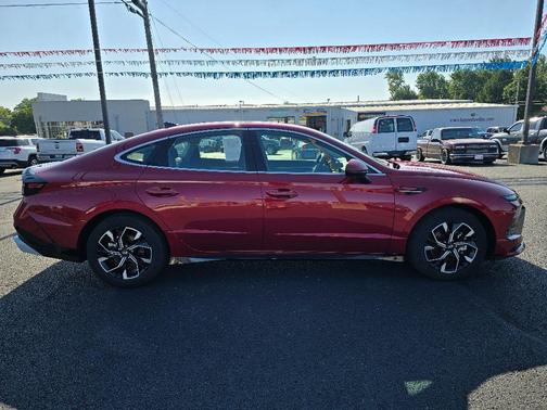 2025 Hyundai SONATA SEL