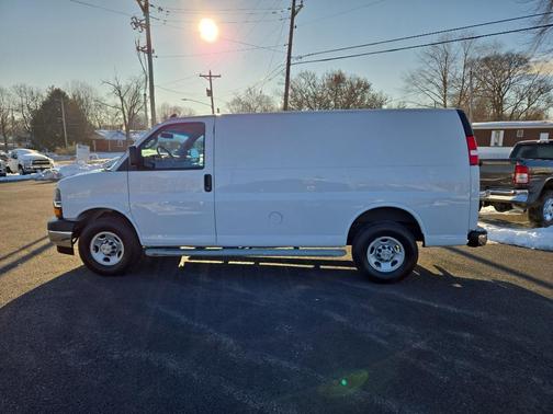 2022 Chevrolet Express 2500 Work Van