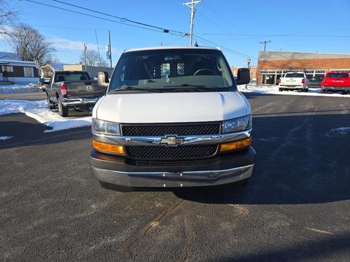 2022 Chevrolet Express 2500 Work Van