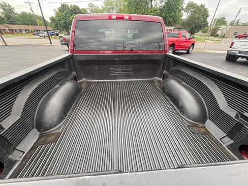Delmonico Red Pearlcoat 2024 RAM 1500 Classic SLT
