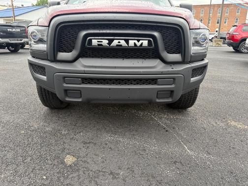 Delmonico Red Pearlcoat 2024 RAM 1500 Classic SLT
