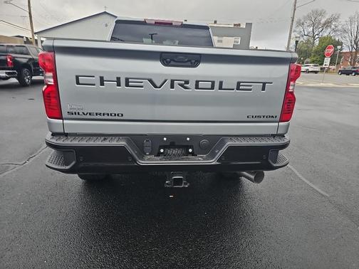 2025 Chevrolet Silverado 2500 Custom
