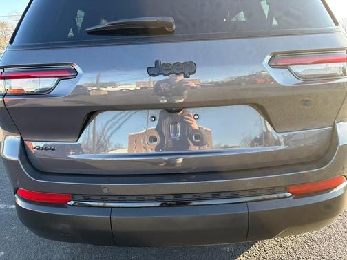 2024 Jeep Grand Cherokee L Laredo