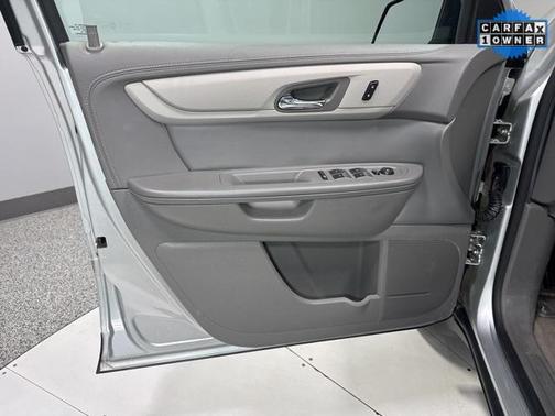 2017 Chevrolet Traverse LS