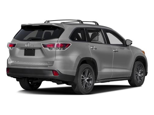 Blue 2016 Toyota Highlander XLE