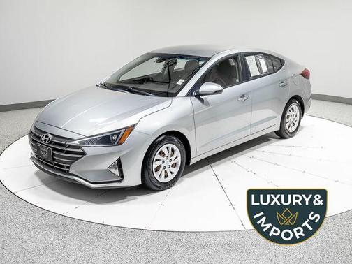 Stellar Silver 2020 Hyundai ELANTRA SE