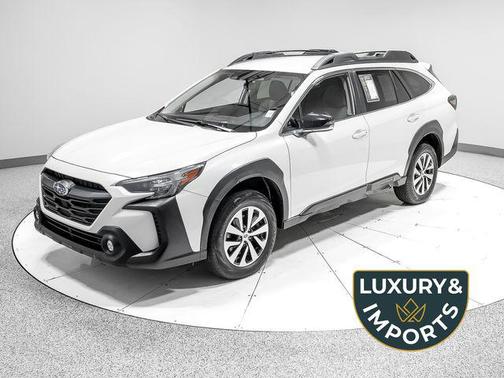 Crystal White Pearl 2023 Subaru Outback Premium