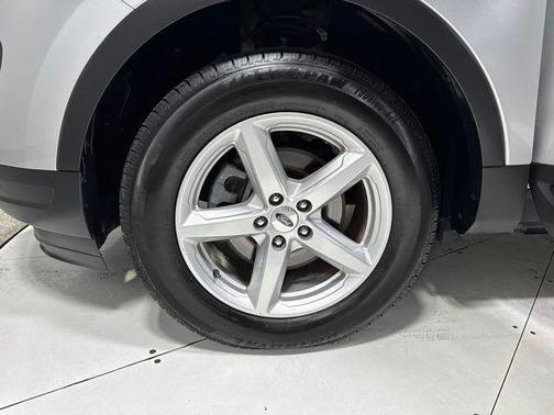 Ingot Silver 2018 Ford Explorer Base