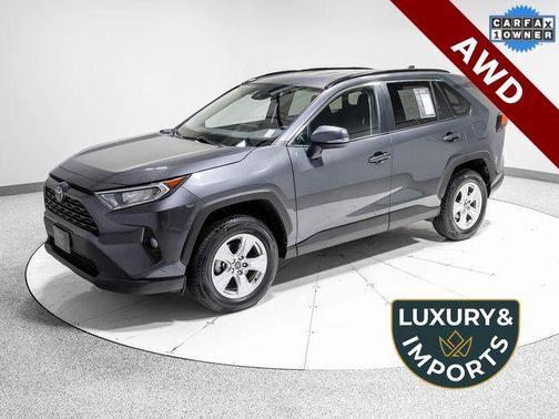 2020 Toyota RAV4 XLE