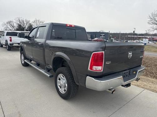2018 RAM 2500 Laramie Crew Cab 4x4 6'4' Box